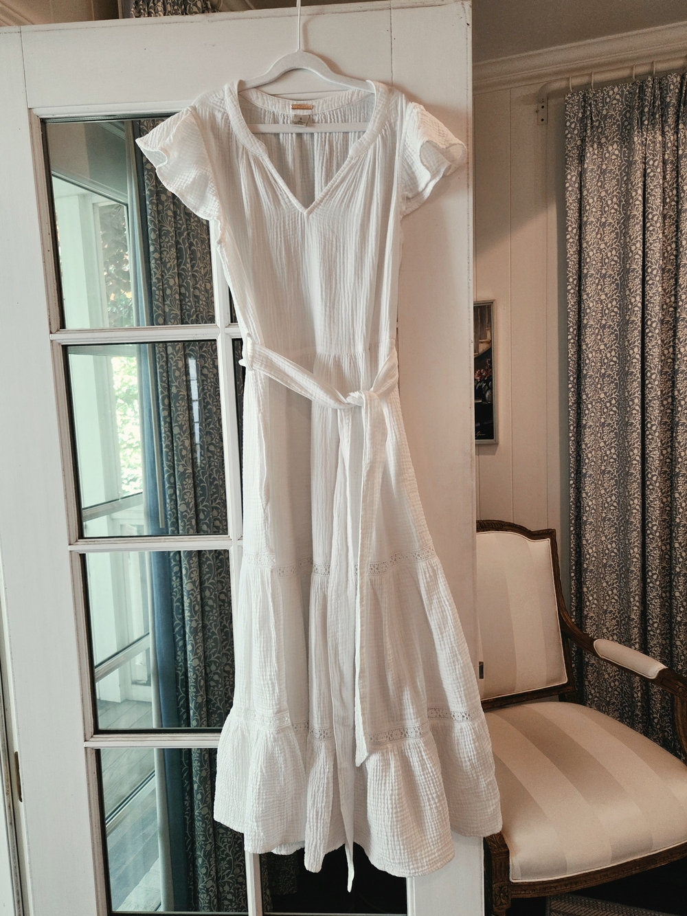 Magaschoni White V-Neck Tiered Maxi Dress with Tie Waist
